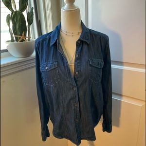 Calvin Klein Denim Shirt 🌏✌🏽